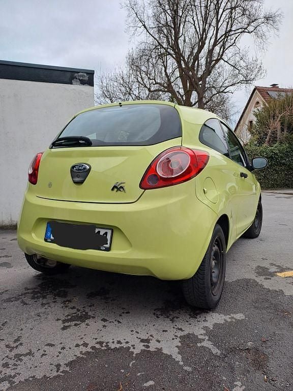 Gebraucht Ford Ka Trend 69 PS (50 kW) 2012 Grün Kleinwagen