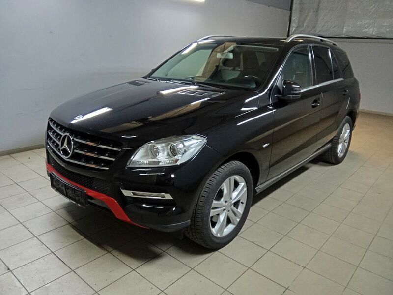 Schwarz Gebraucht 2012 Mercedes ML250 SUV | 12.900 € (Superpreis) - Bild 1/4