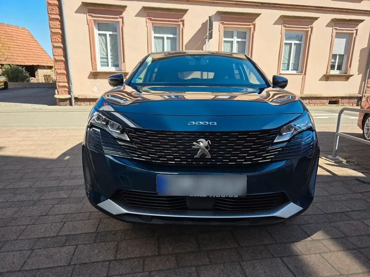 Gebraucht Peugeot 3008 Allure 224 PS (164 kW) 2022 Blau SUV