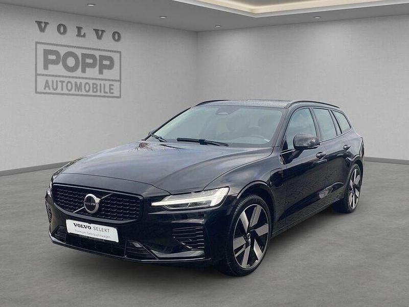 Gebraucht Volvo V60 Plus 455 PS (334 kW) 2024 Onyx black Kombi