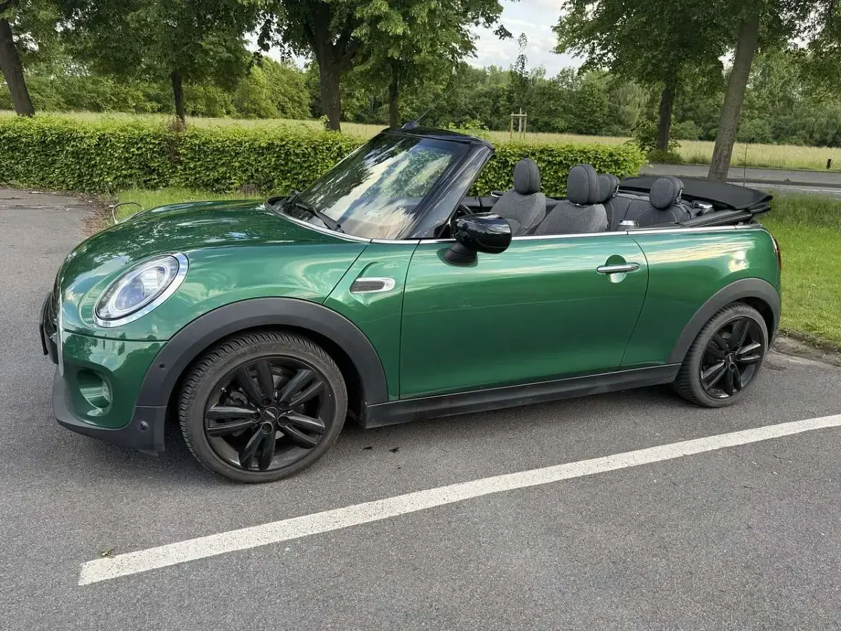 Gebraucht Mini Cooper Cabriolet 136 PS (100 kW) 2020 Grün Cabrio