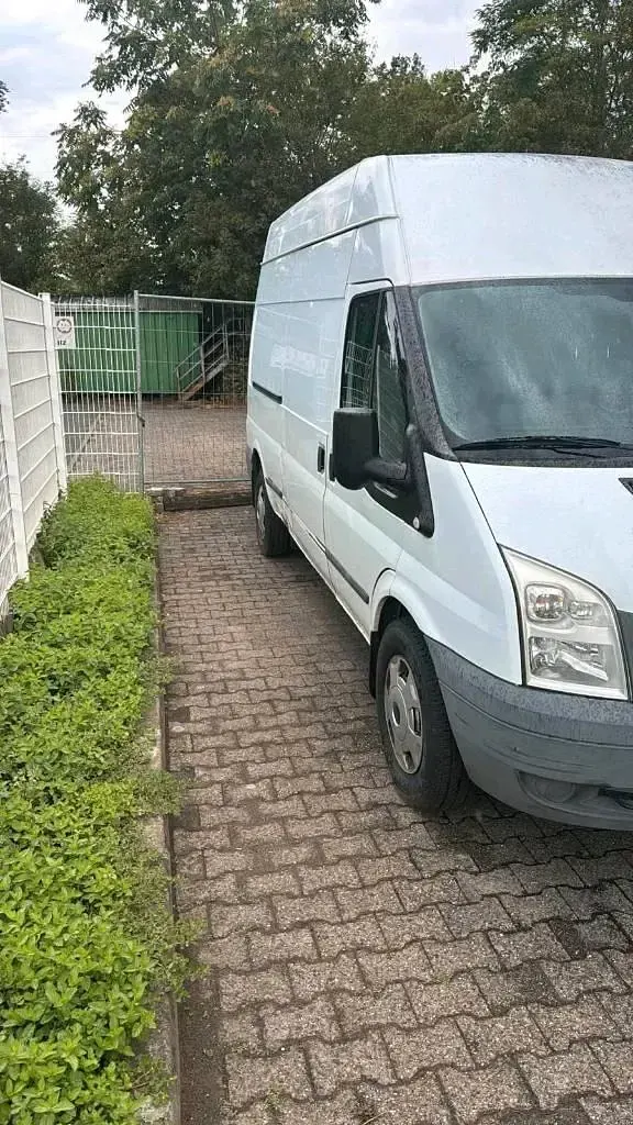 Gebraucht Ford Transit Tourneo 116 PS (85 kW) 2011 Weiß Van / Kleinbus