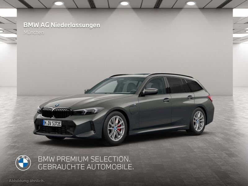 Grau Gebraucht 2024 BMW 330e M Sport Kombi | 49.903 € (Etwas zu teuer) - Bild 1/2