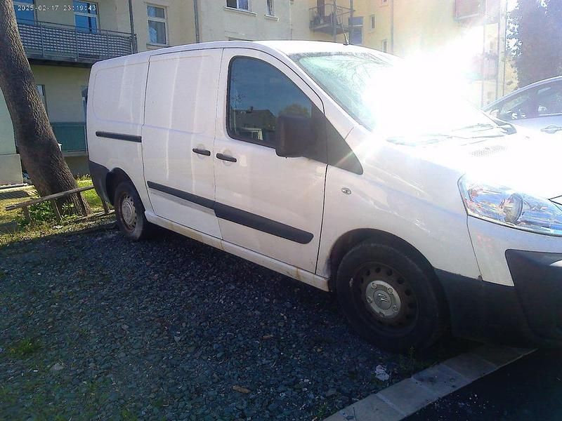 Używany Citroën Jumpy Proline 128 KM (94 kW) 2016 Biały Minivan