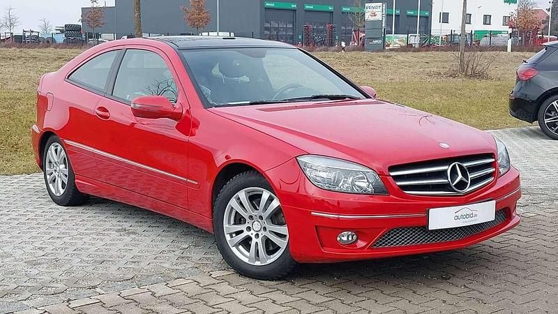 Feueropal unilack Gebraucht 2010 Mercedes CLC200 Kleinwagen | 11.990 € - Bild 1/4