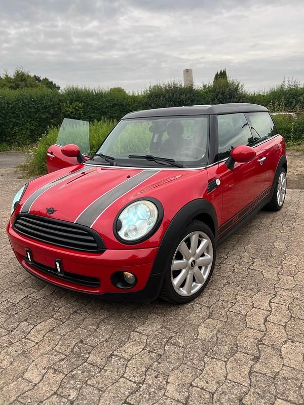 Rot Gebraucht 2008 Mini Clubman Kombi | 4.400 € (Fairer Preis) - Bild 1/4