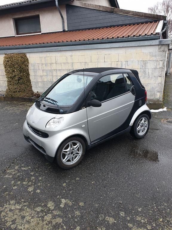Silber Gebraucht 2002 Smart ForTwo Cabrio Cabrio | 2.400 € (Fairer Preis) - Bild 1/4