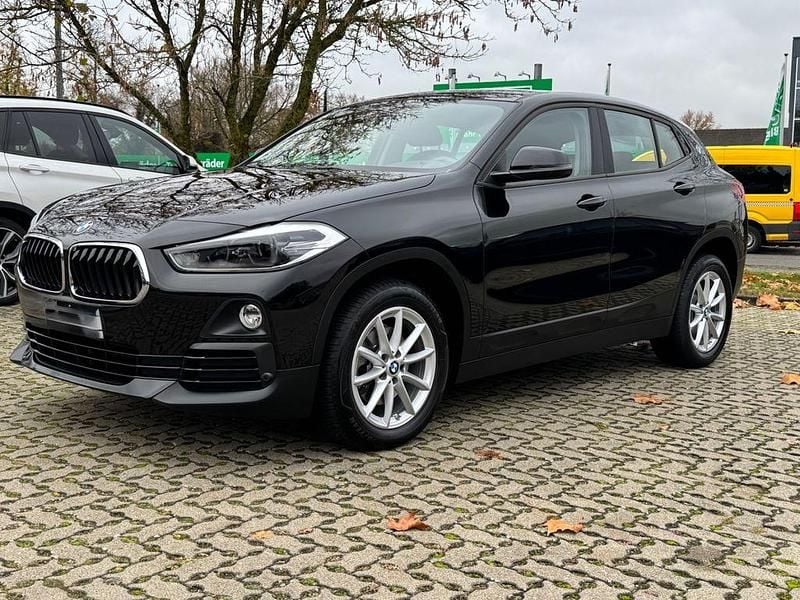 Schwarz Gebraucht 2020 BMW X2 Sport Line SUV | 19.900 € (Guter Preis) - Bild 1/4