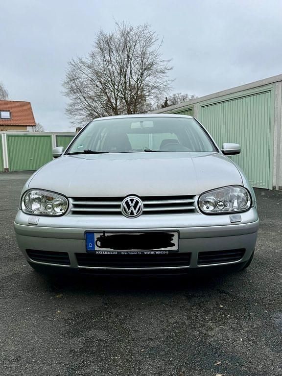 Gebraucht VW Golf IV 101 PS (74 kW) 2002 Silber Limousine