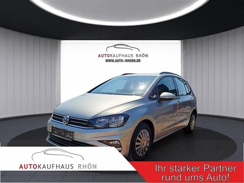 Tungsten silver metallic Gebraucht 2019 VW Golf Sportsvan Trendline Van / Kleinbus | 16.490 € (Fairer Preis) - Bild 1/4