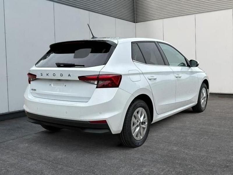 Neu Skoda Fabia Selection 116 PS (85 kW) 2025 Blackmagic perleffekt Kleinwagen