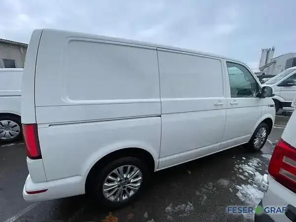 Gebraucht VW T6.1 150 PS (110 kW) 2020 Candyweiß Van