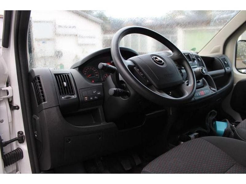 Gebraucht Opel Movano 120 PS (88 kW) 2024 Weiss Van