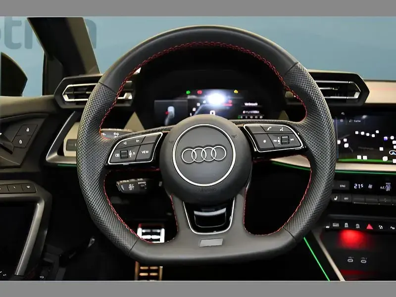 Gebraucht Audi S3 Sportback 333 PS (244 kW) 2025 Braun Kleinwagen