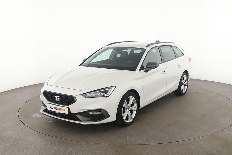 Weiß Gebraucht 2021 Seat Leon FR Kombi | 19.360 € (Guter Preis) - Bild 1/3