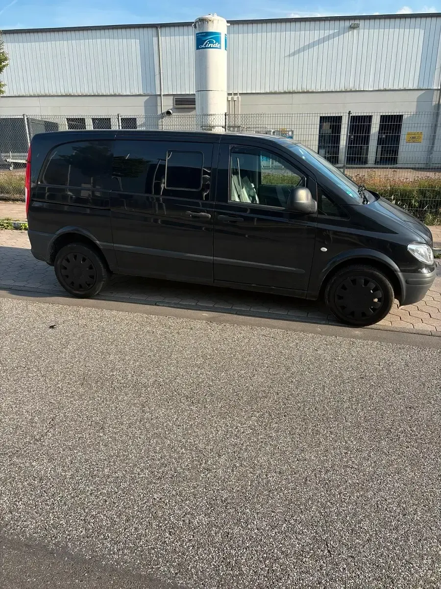 Gebraucht Mercedes Vito 204 PS (150 kW) 2009 Schwarz Van