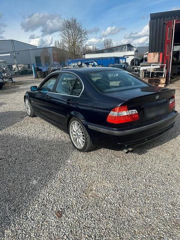 Gebraucht BMW 330 231 PS (169 kW) 2000 Schwarz Limousine