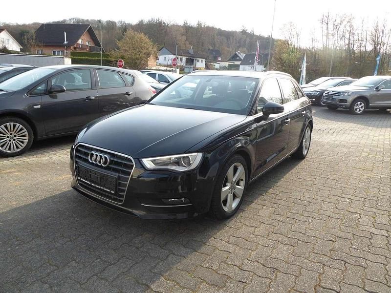 Gebraucht Audi A3 Sportback Ambition 150 PS (110 kW) 2013 Phantomschwarz Kleinwagen