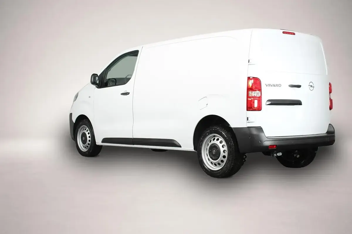 Neu Opel Vivaro-e Combi 120 PS (88 kW) 2026 Manufacturer Van / Kleinbus