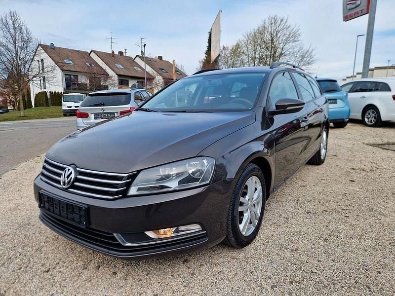 Gebraucht VW Passat 140 PS (102 kW) 2014 Braun Kombi