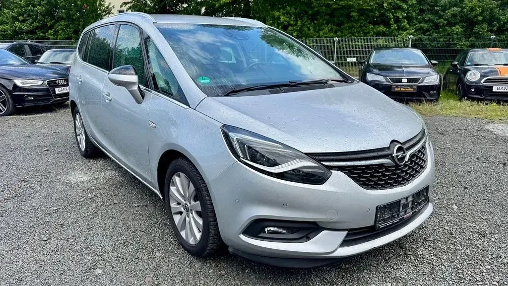 Gebraucht Opel Zafira Innovation 136 PS (100 kW) 2018 Argon silber/ice silver (m2) Van / Kleinbus