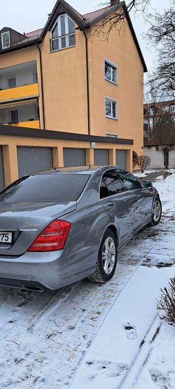 Gebraucht Mercedes S350 258 PS (189 kW) 2011 Schwarz Limousine