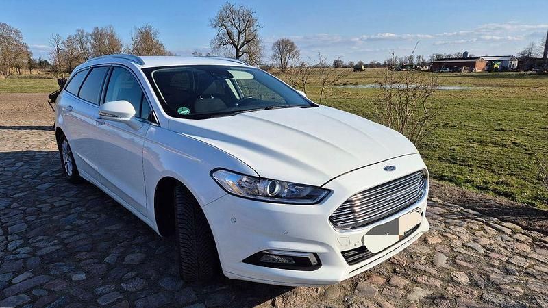 Gebraucht Ford Mondeo Titanium 150 PS (110 kW) 2018 Weiß Limousine