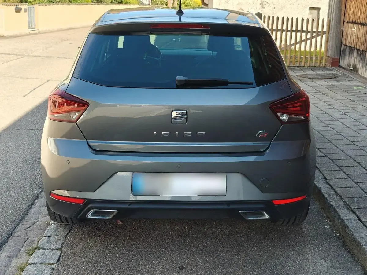 Gebraucht Seat Ibiza FR 116 PS (85 kW) 2017 Grau Limousine