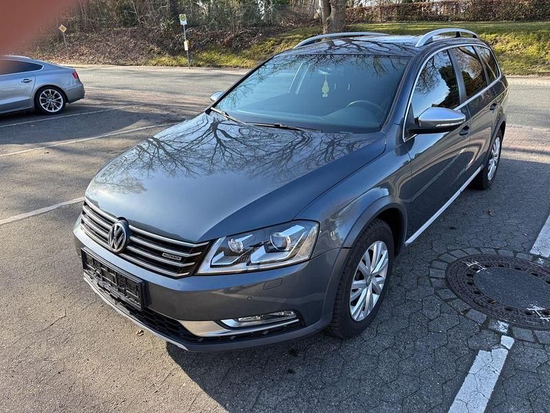 Gebraucht VW Passat Alltrack Basis 140 PS (102 kW) 2012 Grau Kombi
