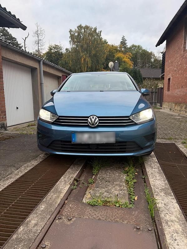 Blau Gebraucht 2016 VW Golf VII Limousine | 9.950 € (Superpreis) - Bild 1/4