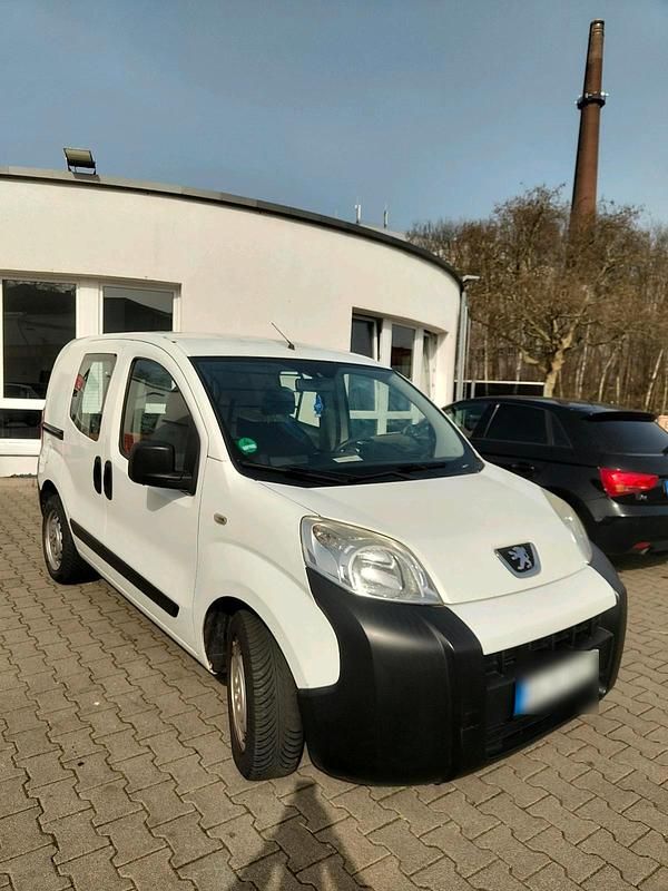 Gebraucht Peugeot Bipper 75 PS (55 kW) 2012 Weiß Van / Kleinbus