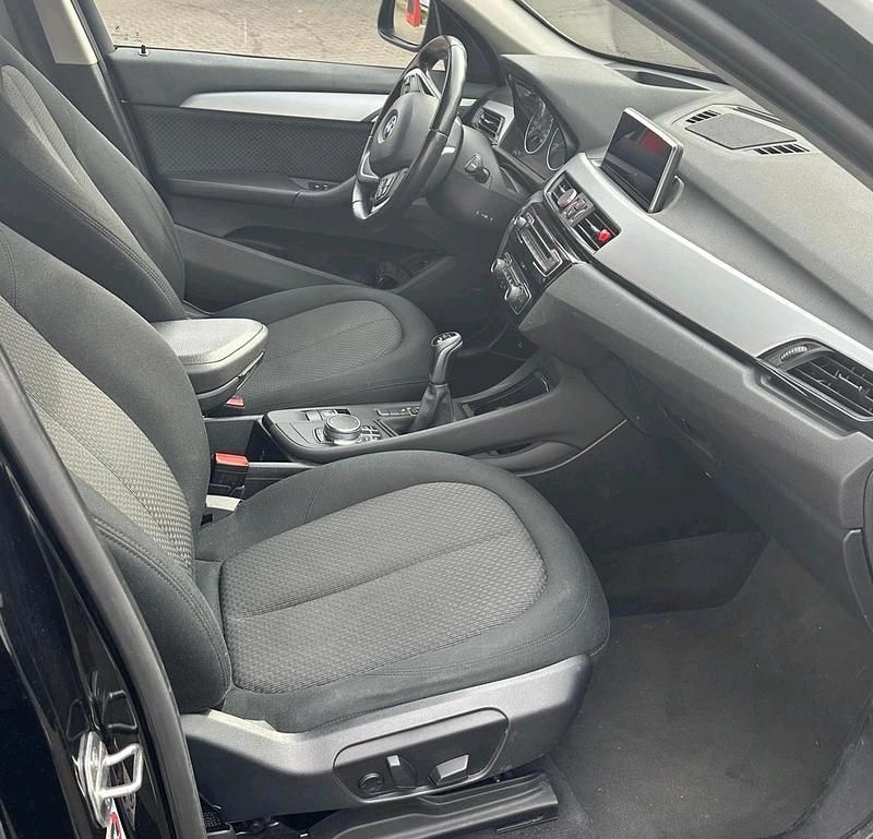 Gebraucht BMW X1 150 PS (110 kW) 2016 Schwarz SUV