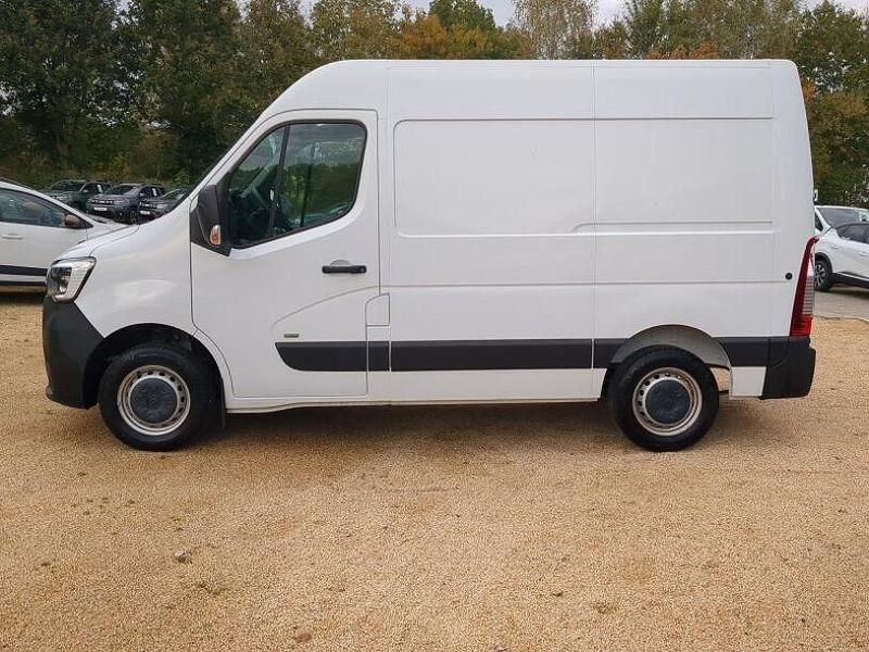 Second-hand Renault Master 56 kW (77 CP) 2022 Alb Van