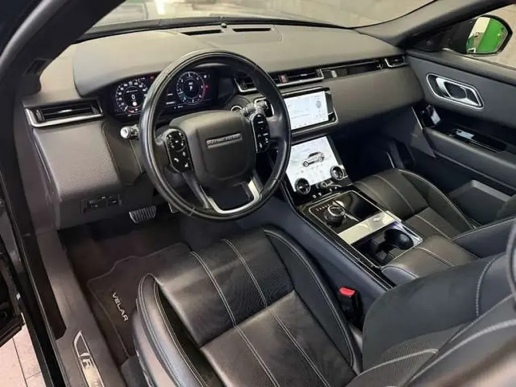 Gebraucht Land Rover Range Rover 241 PS (177 kW) 2018 Santorini black (metallic) SUV