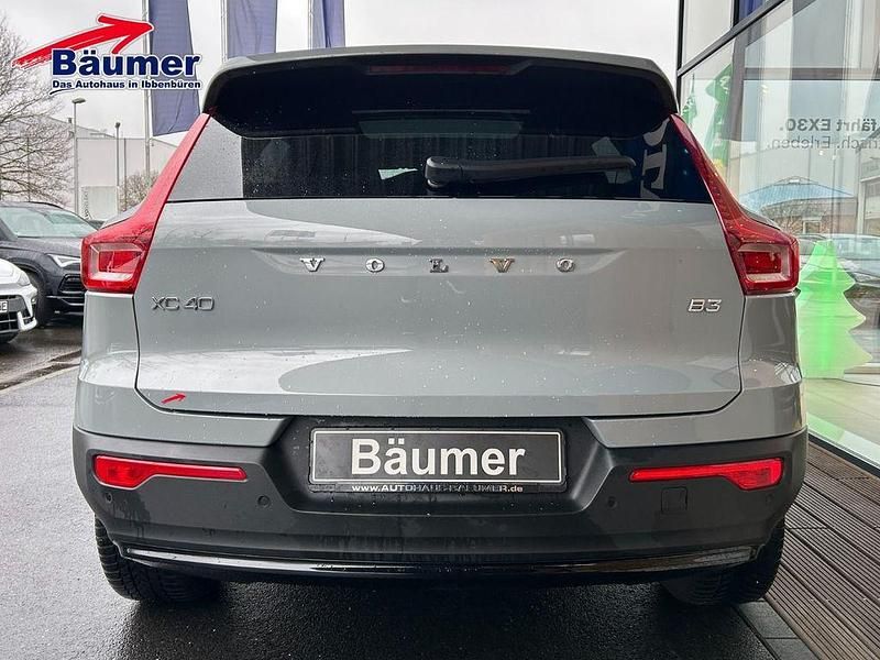 Gebraucht Volvo XC40 Plus 163 PS (119 kW) 2025 Grau SUV