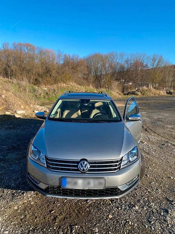 Gebraucht VW Passat Alltrack 176 PS (129 kW) 2014 Silber Kombi