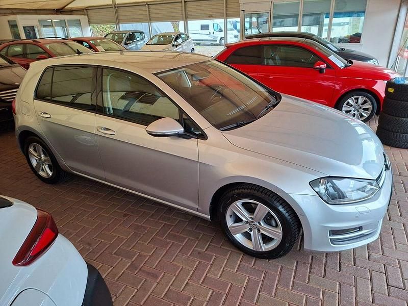 Gebraucht VW Golf VII Comfortline 140 PS (102 kW) 2013 Silber Limousine