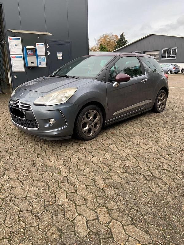 Andere farben Gebraucht 2010 Citroën DS3 Kleinwagen | 2.600 € (Fairer Preis) - Bild 1/4
