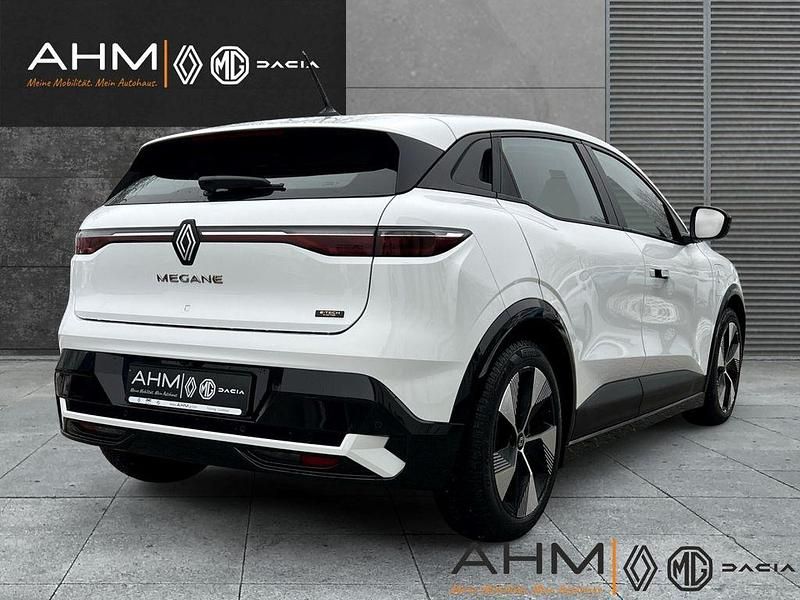 Gebraucht Renault Megane E-Tech Equilibre 96 kW (131 PS) 2023 Weiß Limousine