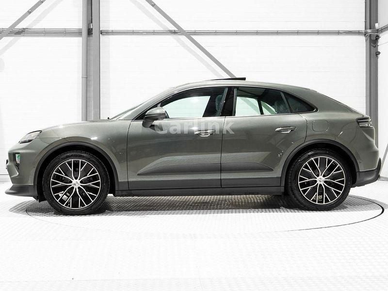 Gebraucht Porsche Macan Chrono 300 kW (408 PS) 2024 Grün SUV