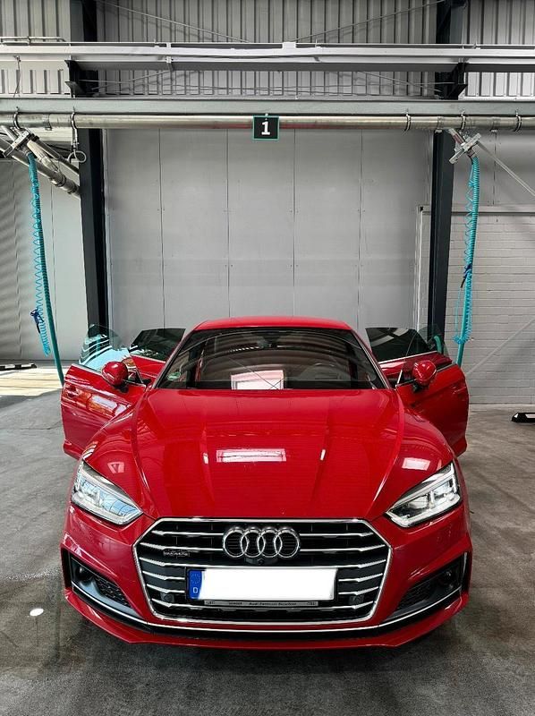 Rot Gebraucht 2017 Audi A5 Sportback S-Line Kleinwagen | 20.000 € (Guter Preis) - Bild 1/4