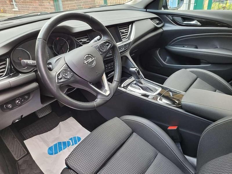 Grau Gebraucht 2018 Opel Insignia Country Tourer Kombi | 16.000 € (Fairer Preis) - Bild 1/4