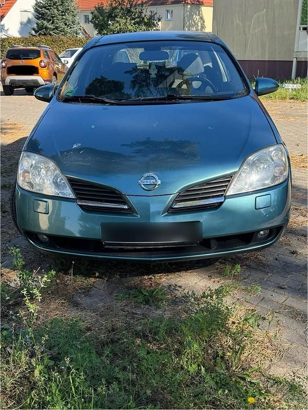 Blau Gebraucht 2002 Nissan Primera Limousine | 799 € (Superpreis) - Bild 1/4
