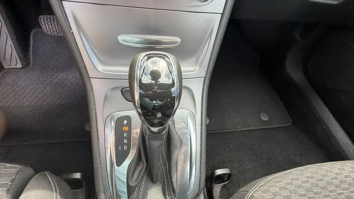 Gebraucht Opel Astra Business 136 PS (100 kW) 2018 Schwarz Kombi