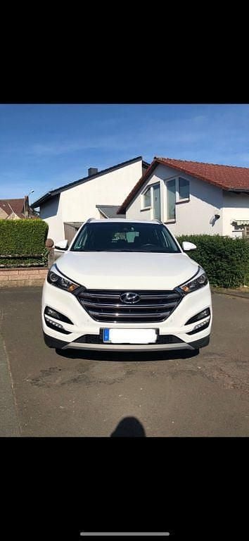 Gebraucht Hyundai Tucson 177 PS (130 kW) 2017 Weiß SUV
