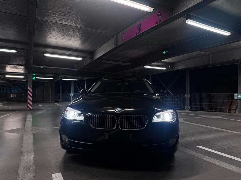 Gebraucht BMW 535 Shadowline 306 PS (225 kW) 2011 Schwarz Limousine