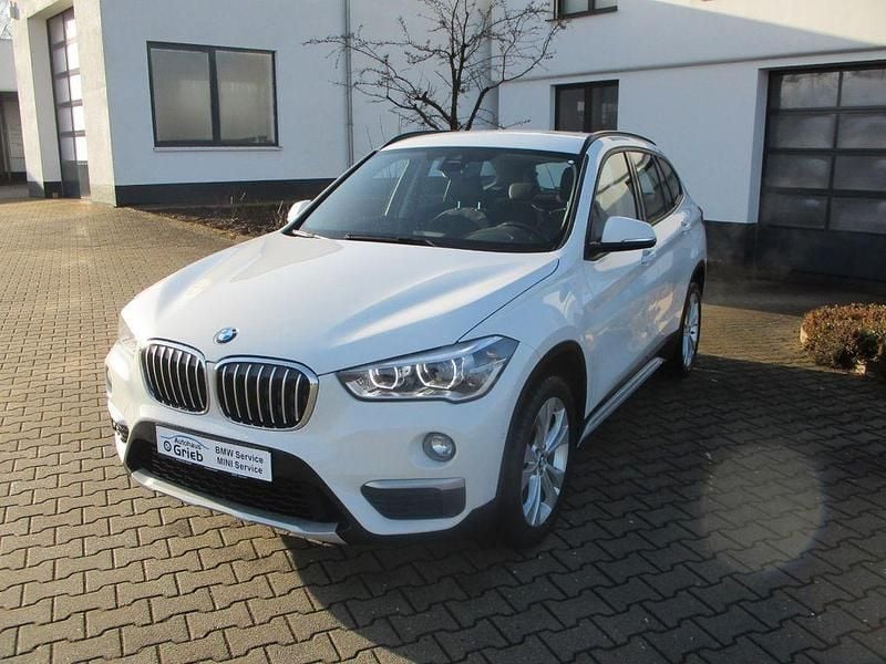 Gebraucht BMW X1 xLine 231 PS (169 kW) 2016 Weiß SUV