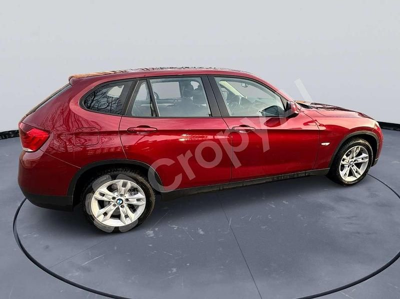 Gebraucht BMW X1 150 PS (110 kW) 2012 Rot SUV