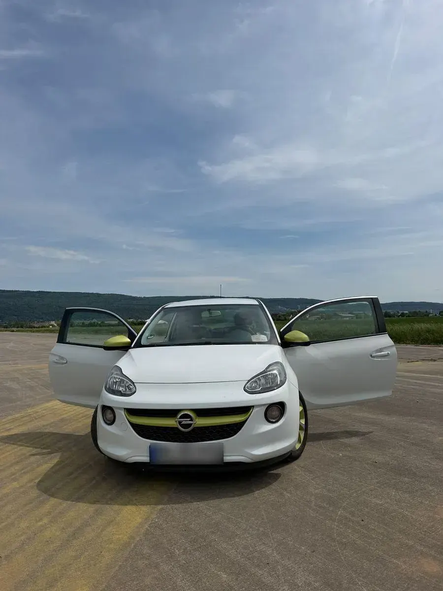 Second-hand Opel Adam 69 CP (50 kW) 2013 Alb Hatchback