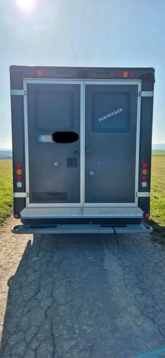 Gebraucht Mercedes Sprinter 163 PS (119 kW) 2012 Grau Van